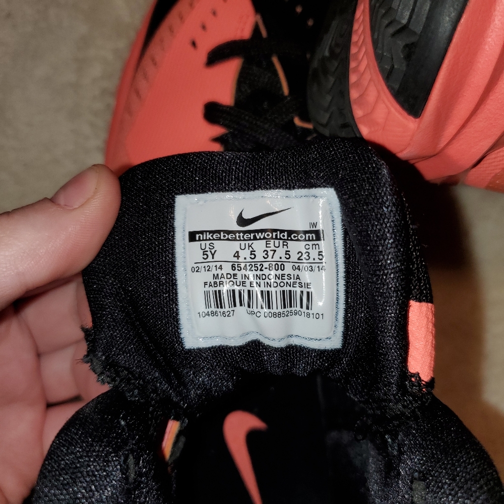 Nike Hyperdunk high top basketball shoes